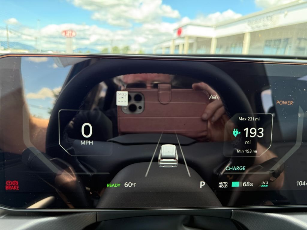 New 2026 Ocean Blue Kia Wind AWD image 27