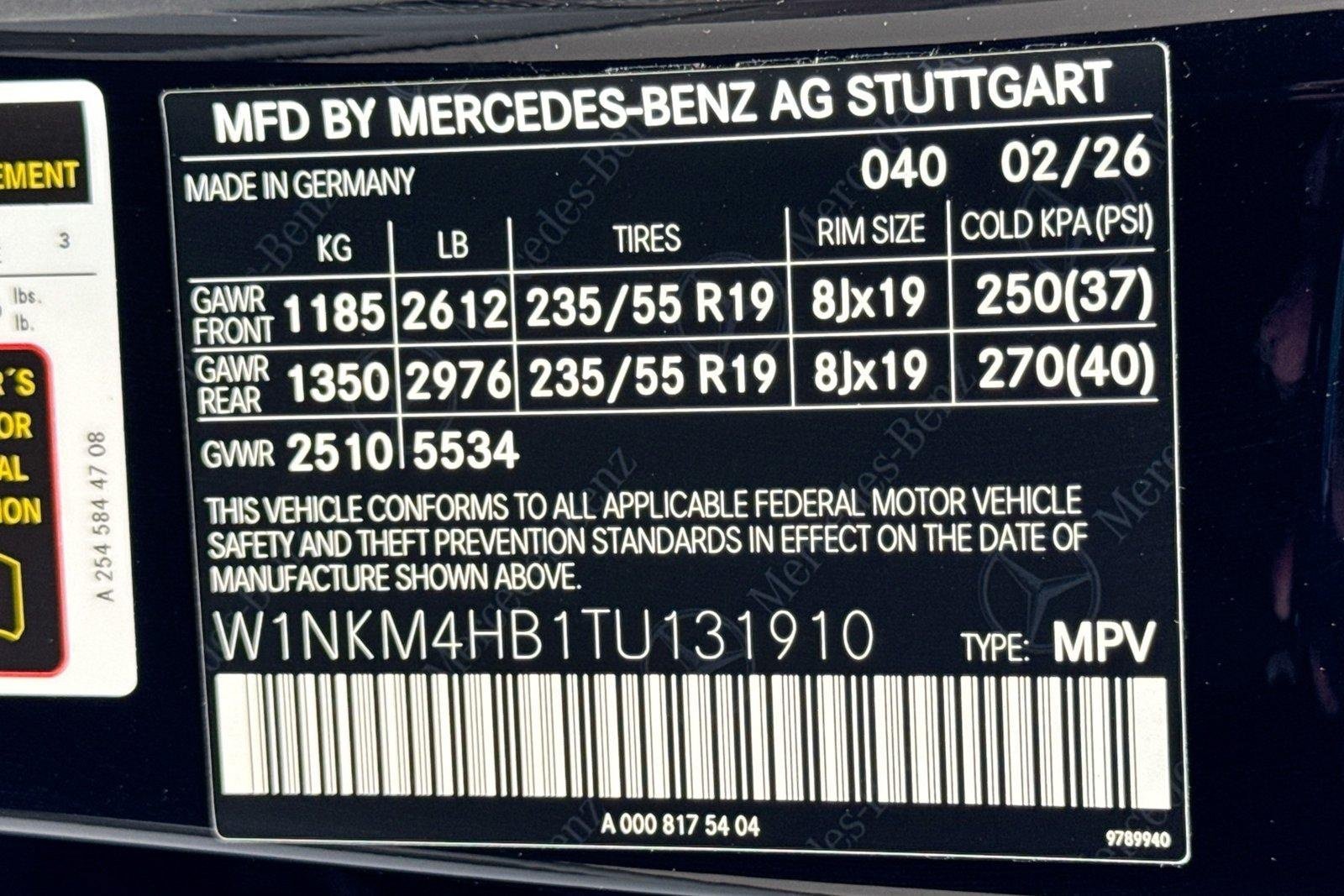 New 2026 Black Mercedes-Benz GLC 300 image 30