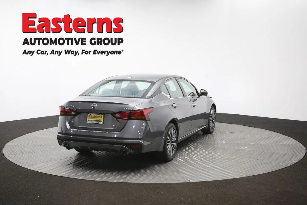 Used 2023 Gray Nissan 2.5 SV image 39