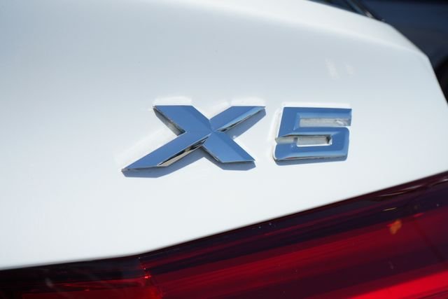 Used 2014 White BMW xDrive35i image 14