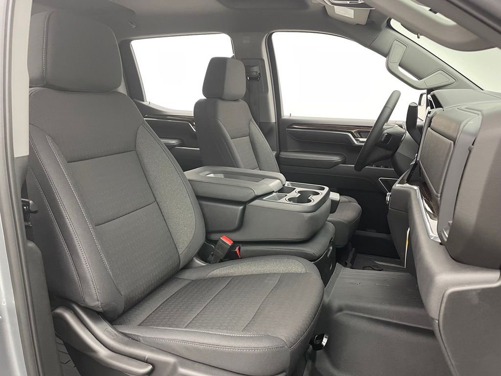 New 2026 Sterling Metallic GMC Elevation image 33