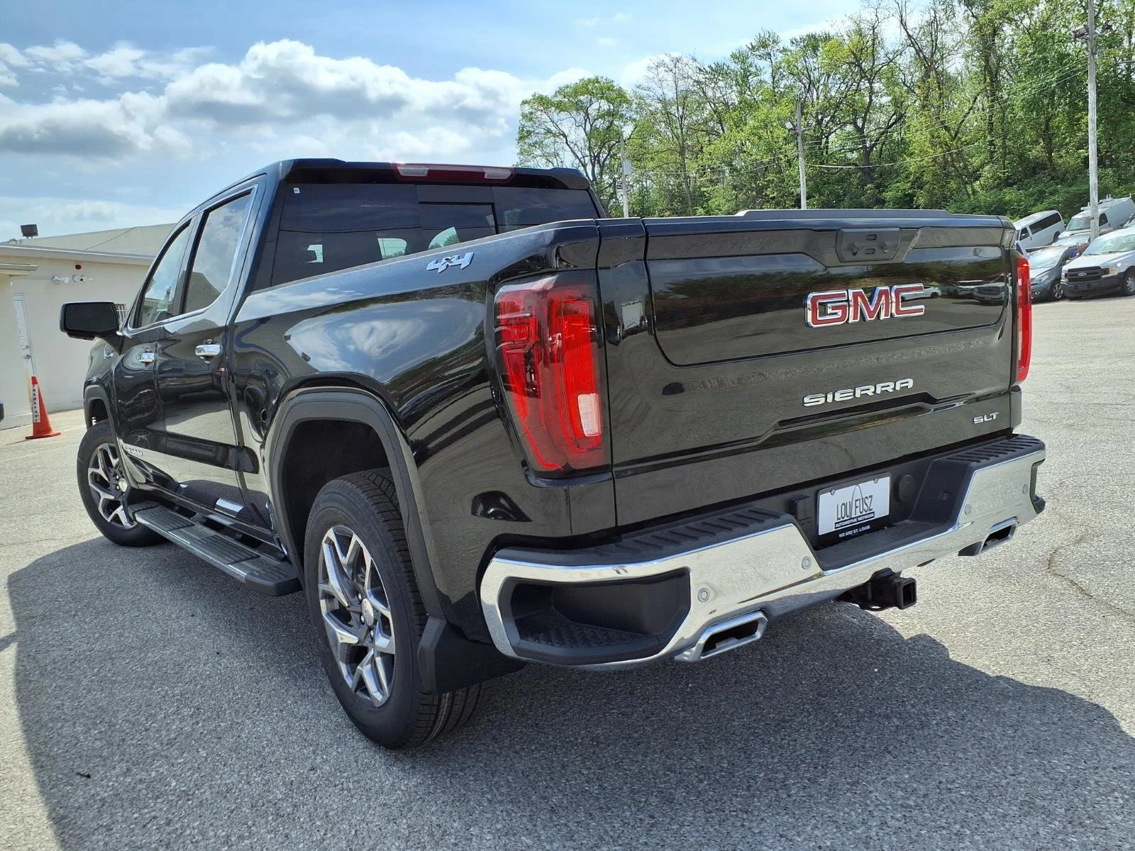 2026 GMC Sierra 1500 SLT - Photo 27
