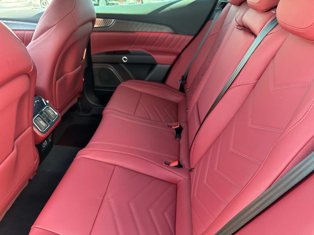 2026 Maserati Grecale Modena V6 - Photo 22