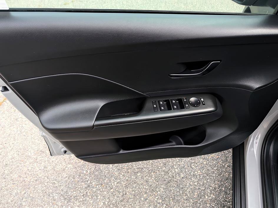 Used 2025 Cyber Gray Metallic Hyundai SEL image 26