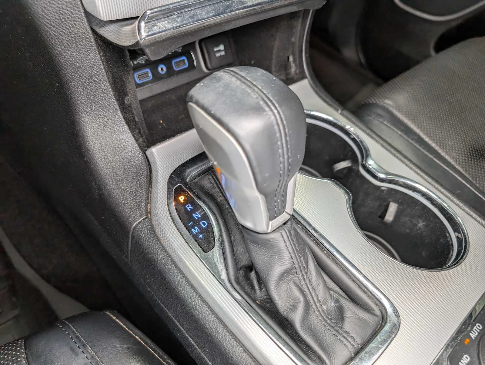 Used 2018 Ivory Tri-Coat Pearl Jeep Summit image 30