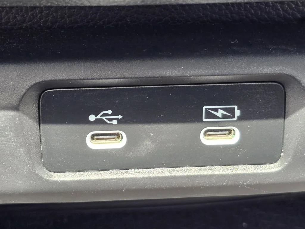 Used 2025 Red Honda SE image 12