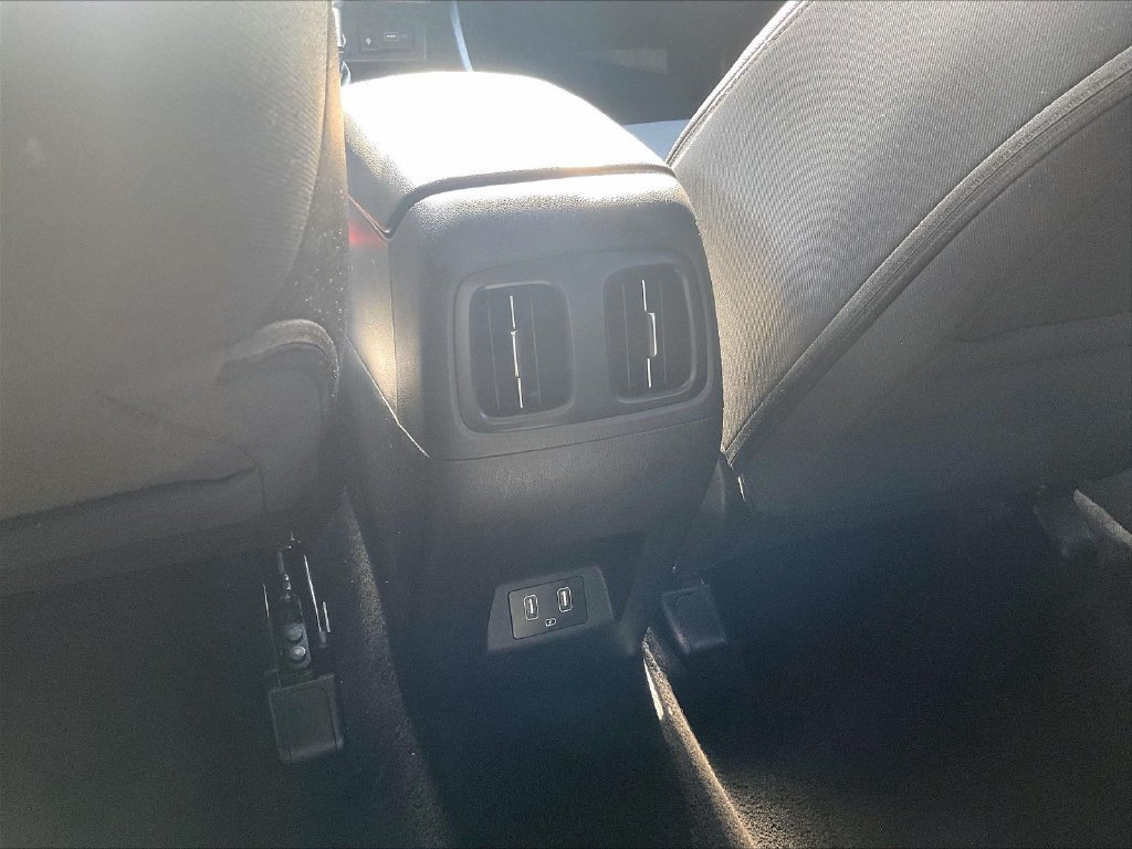 Used 2024 Hampton Gray Hyundai SEL image 27
