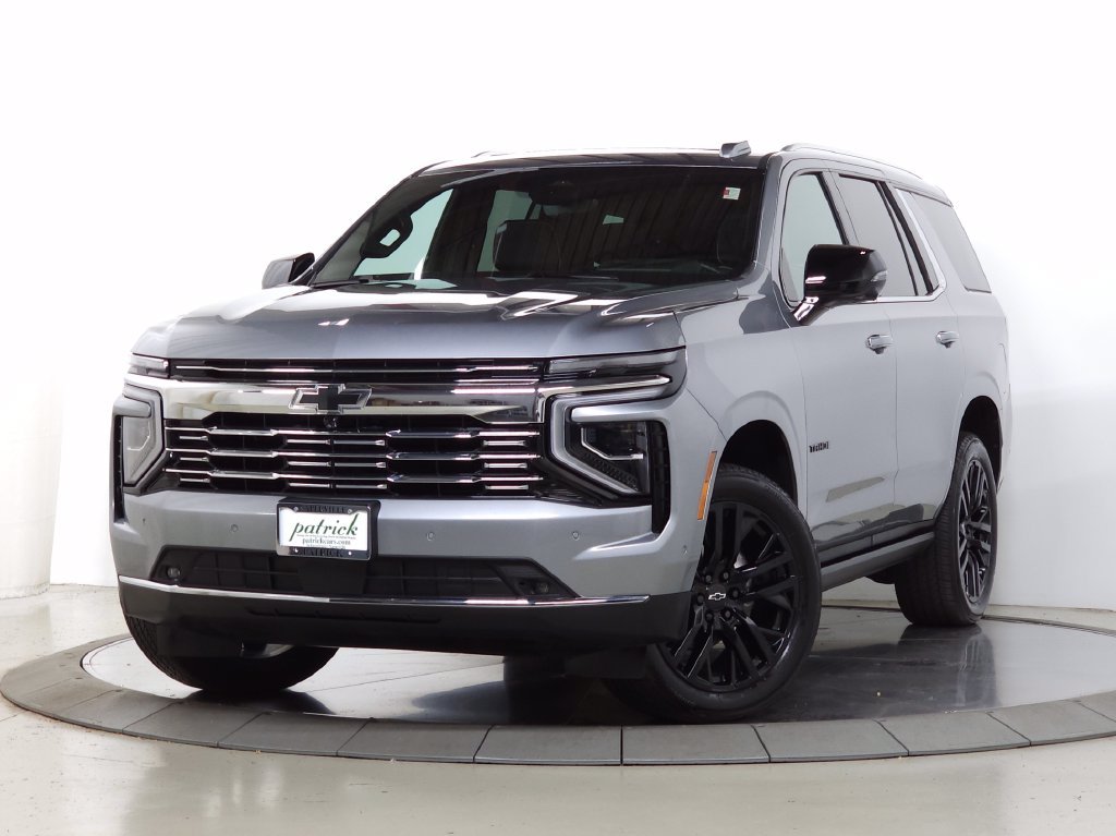 Used 2025 Gray Chevrolet Premier image 1