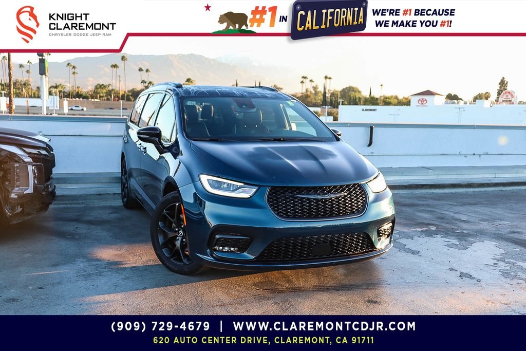 2025 Chrysler Pacifica