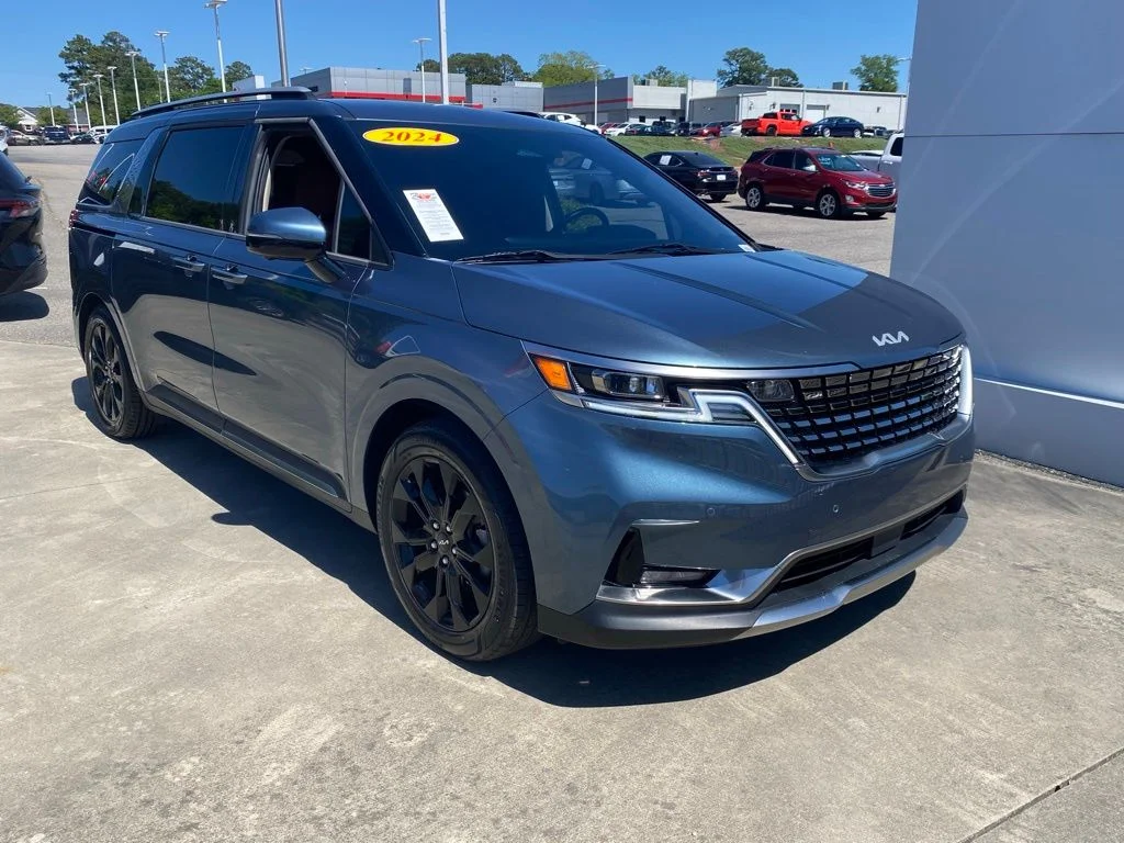 2024 Kia Sedona SX Prestige's photo