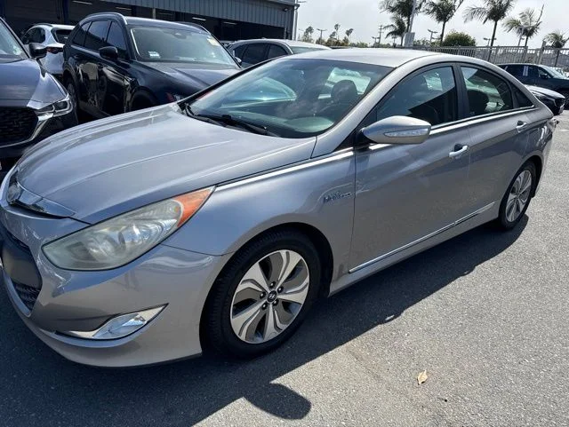 Used 2013 Hyundai Sonata Hybrid Limited with VIN KMHEC4A49DA089519 for sale in Torrance, CA