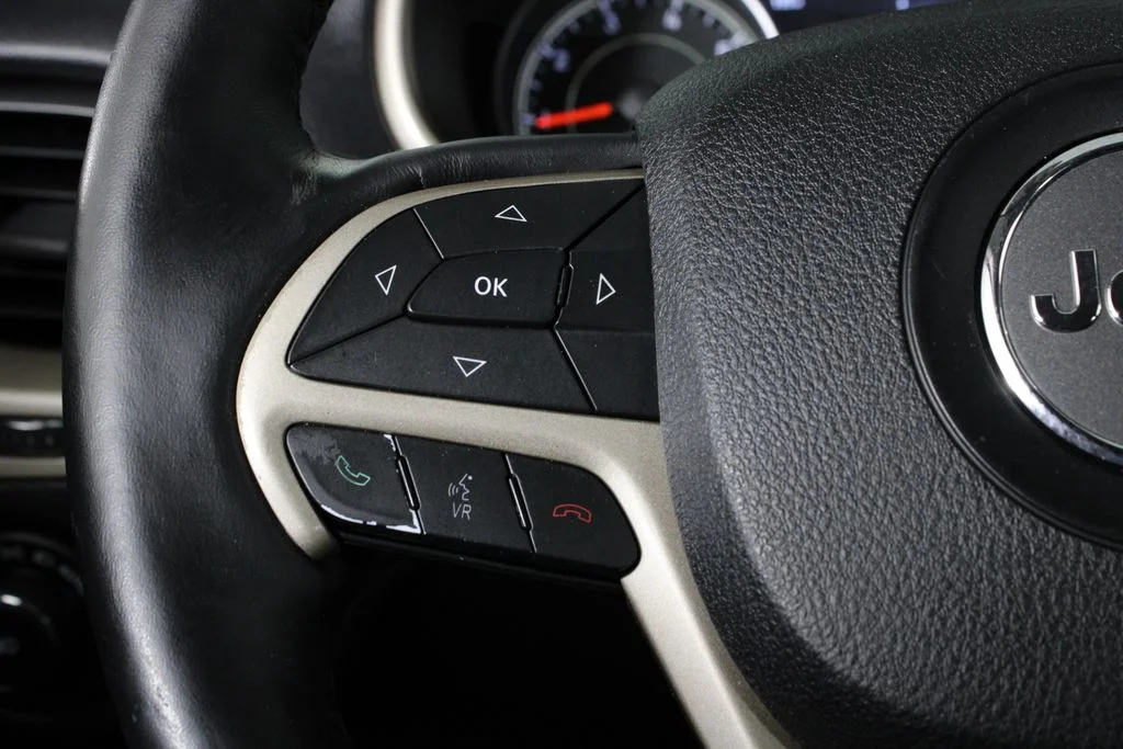 Used 2015 Red Jeep Limited image 26