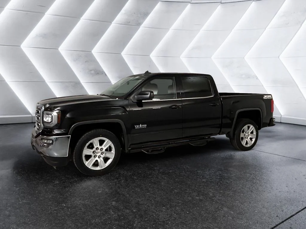 Used 2016 Black GMC SLE image 3