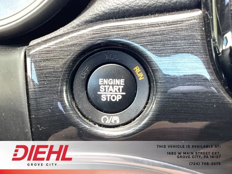Used 2019 Gray Jeep Trailhawk image 41