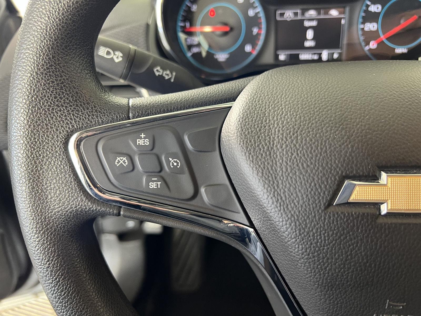 Used 2016 Silver Ice Metallic Chevrolet LT image 8