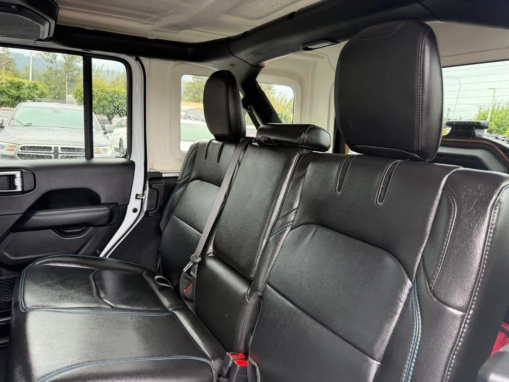 Used 2023 White Jeep Rubicon 4xe image 29