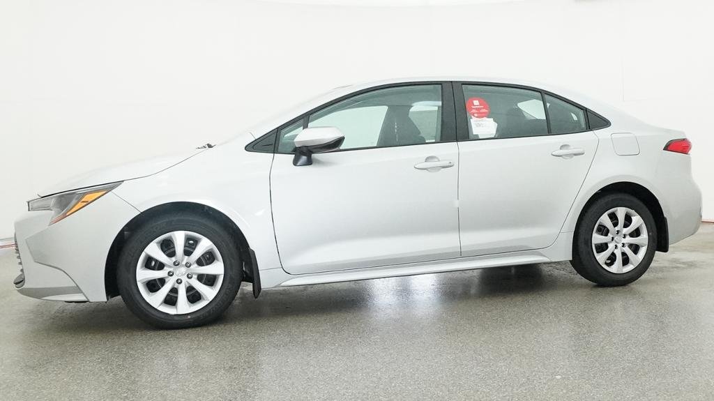 New 2027 Classic Silver Metallic Toyota LE image 4