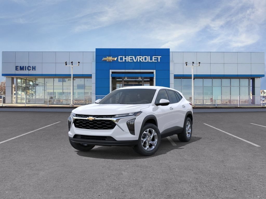2026 Chevrolet Trax LS - Photo 8