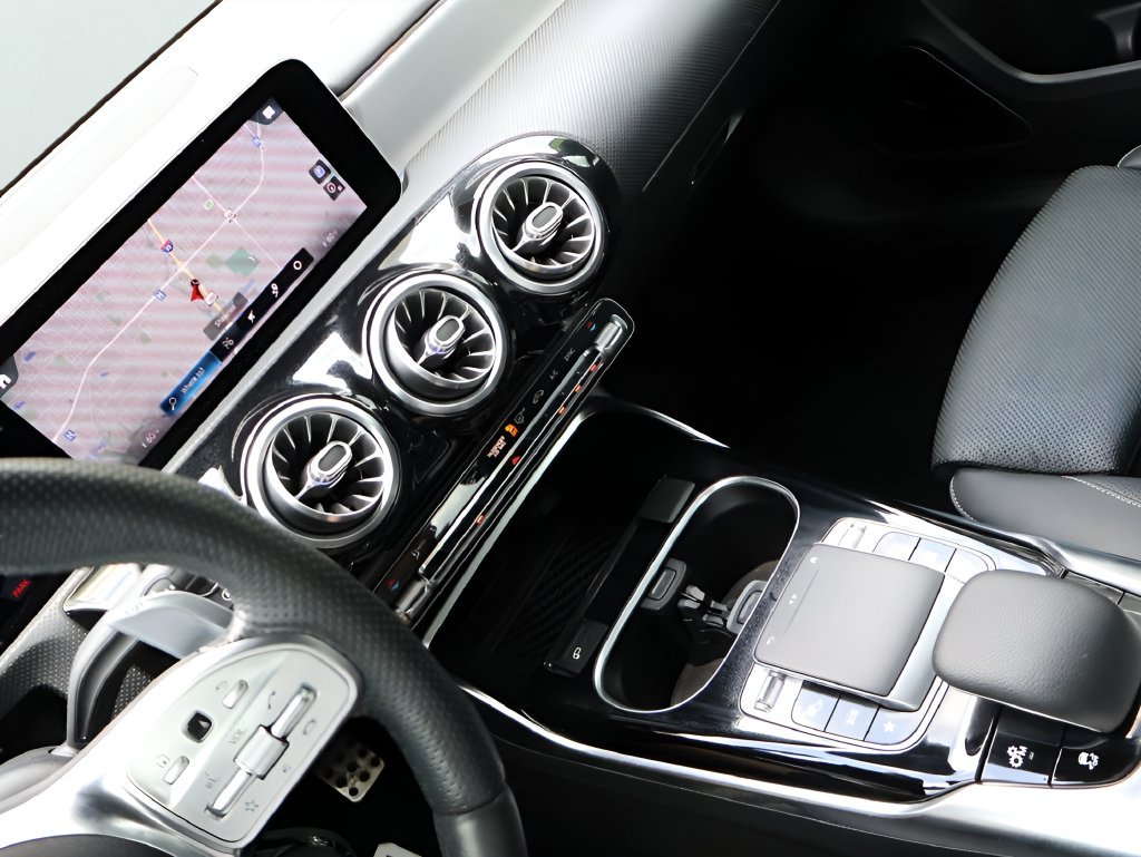 Used 2020 Polar White Mercedes-Benz Base image 21