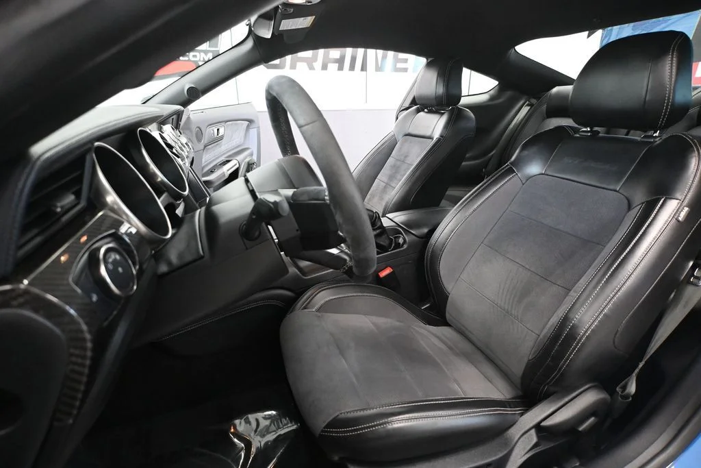 Used 2020 Blue Ford Shelby GT350 image 22