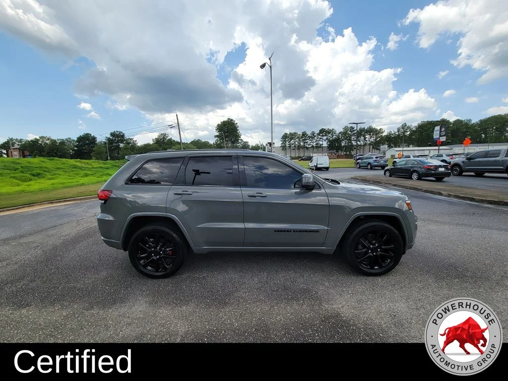 Used 2021 Gray Jeep Laredo X image 6
