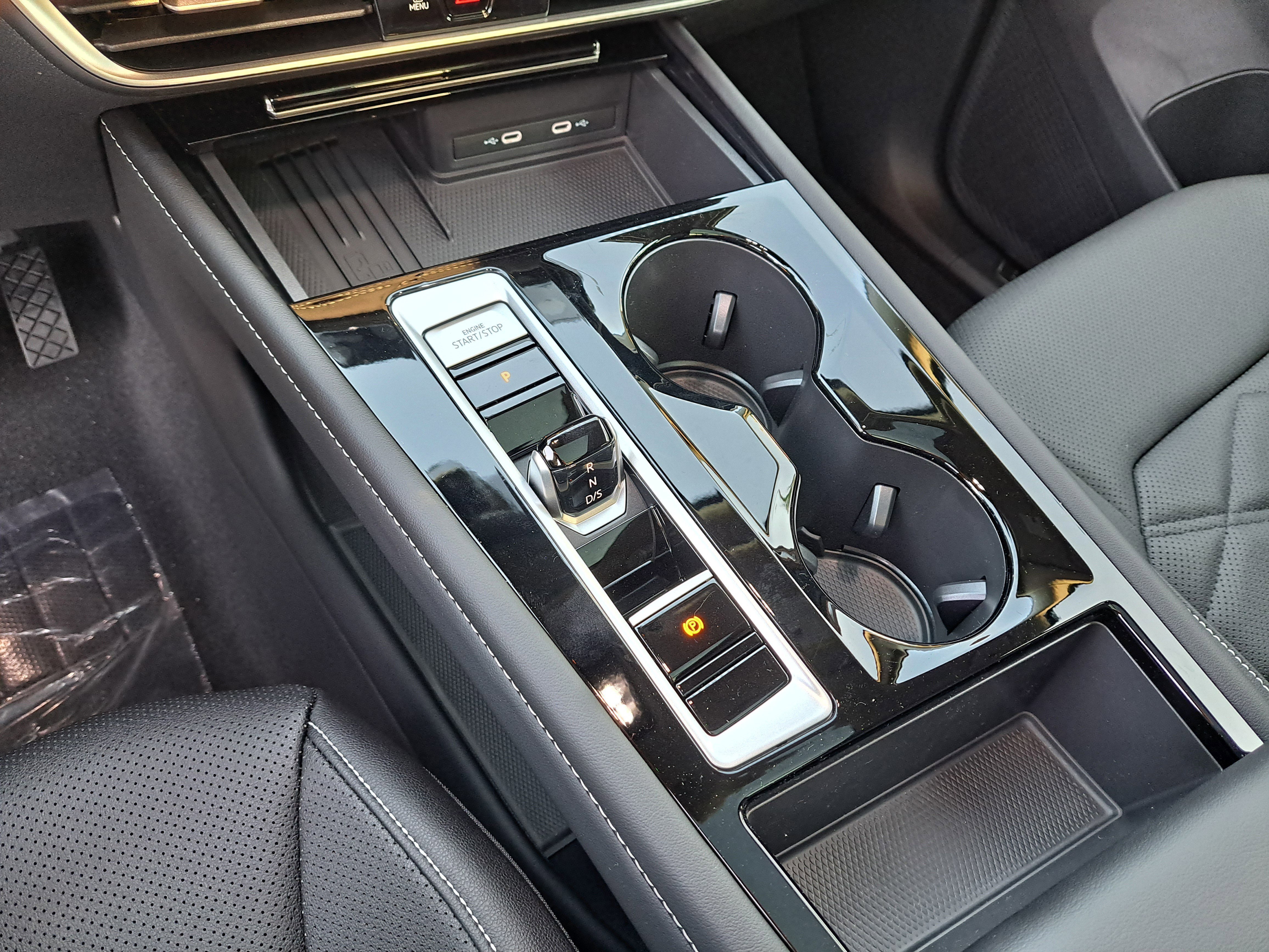 New 2026 Gray Volkswagen 2.0T SE w/Technology image 10