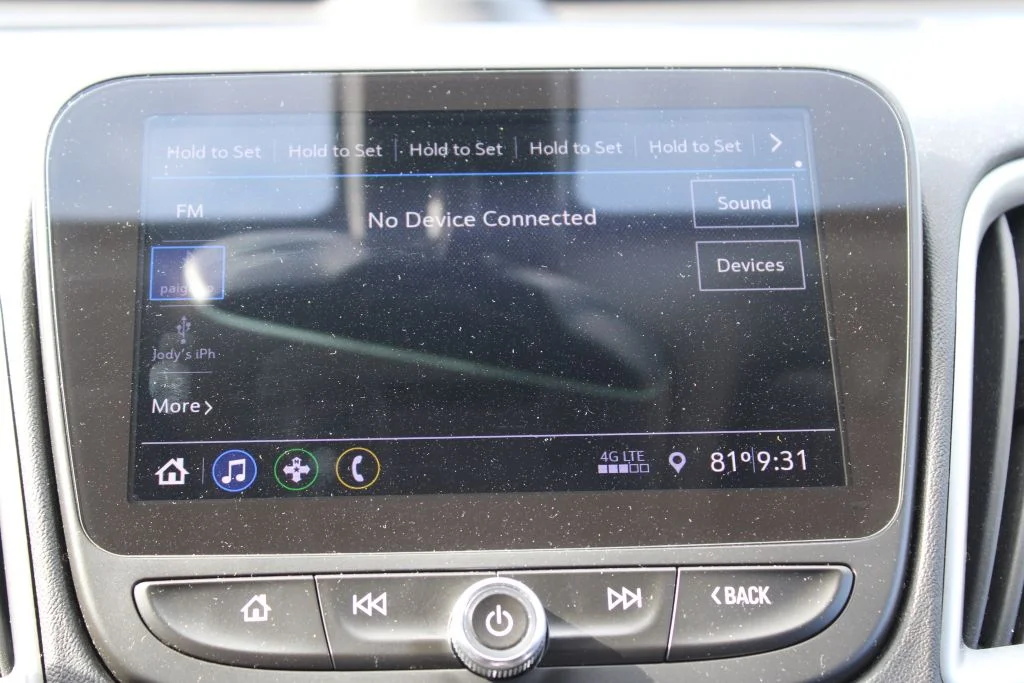Used 2020 White Chevrolet LS image 20