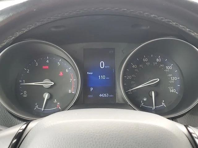 Used 2018 Blue Toyota XLE image 33