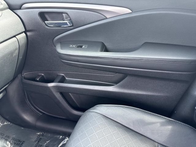 Used 2021 Gray Honda EX-L image 23