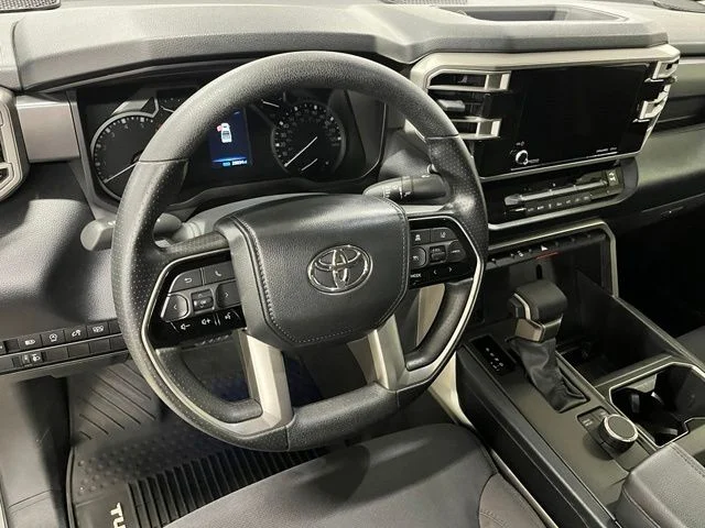 Used 2024  Toyota SR5 image 15