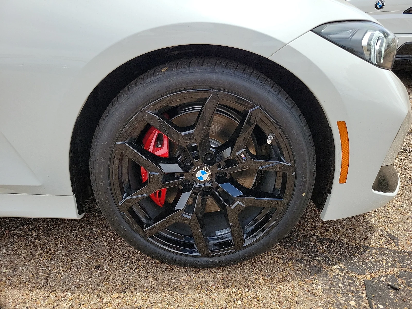 New 2026 Alpine White BMW i Rear-Wheel Drive image 7