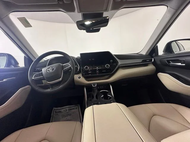 Used 2025 Beige Toyota XLE image 19