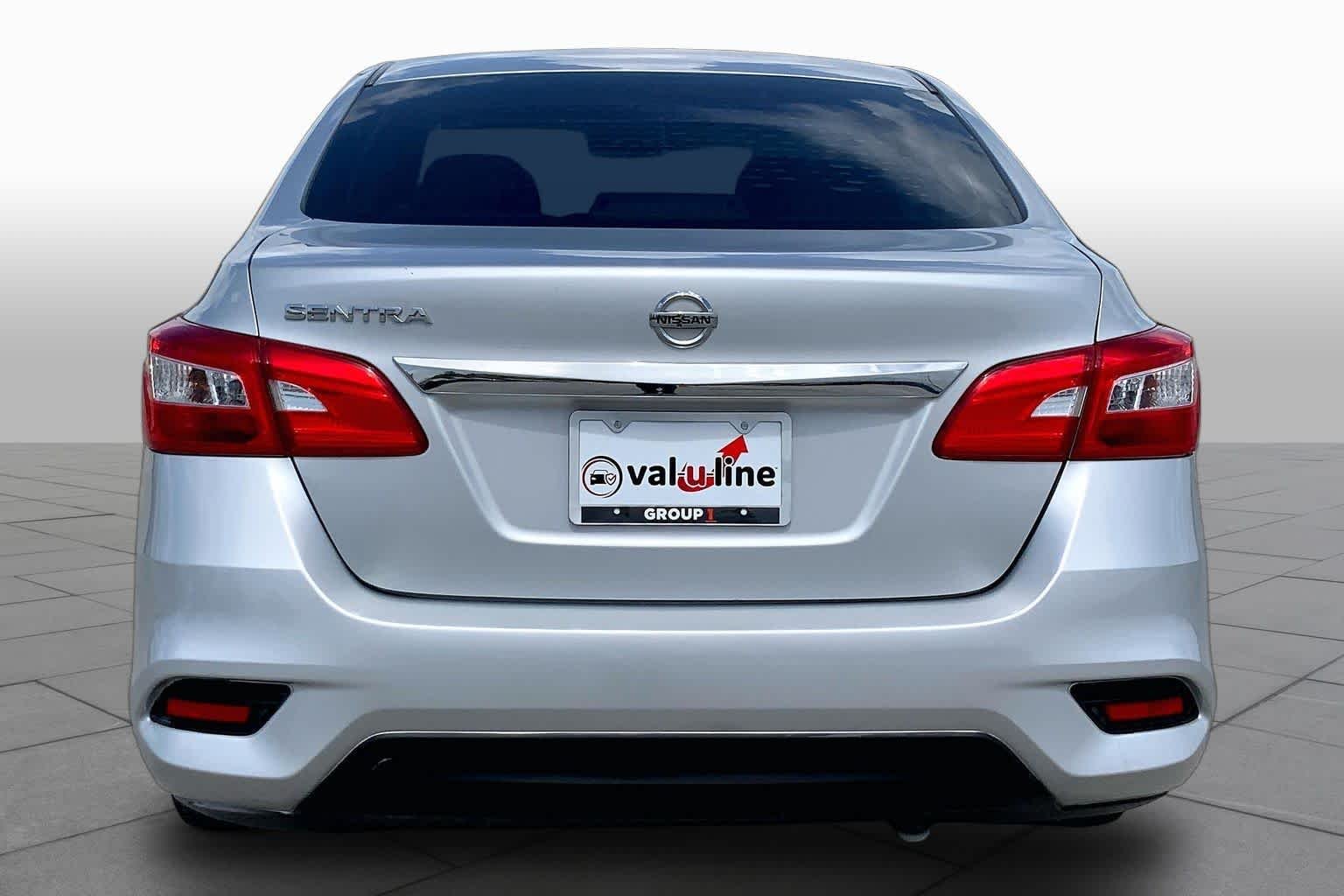 Used 2017 Brilliant Silver Nissan S image 5