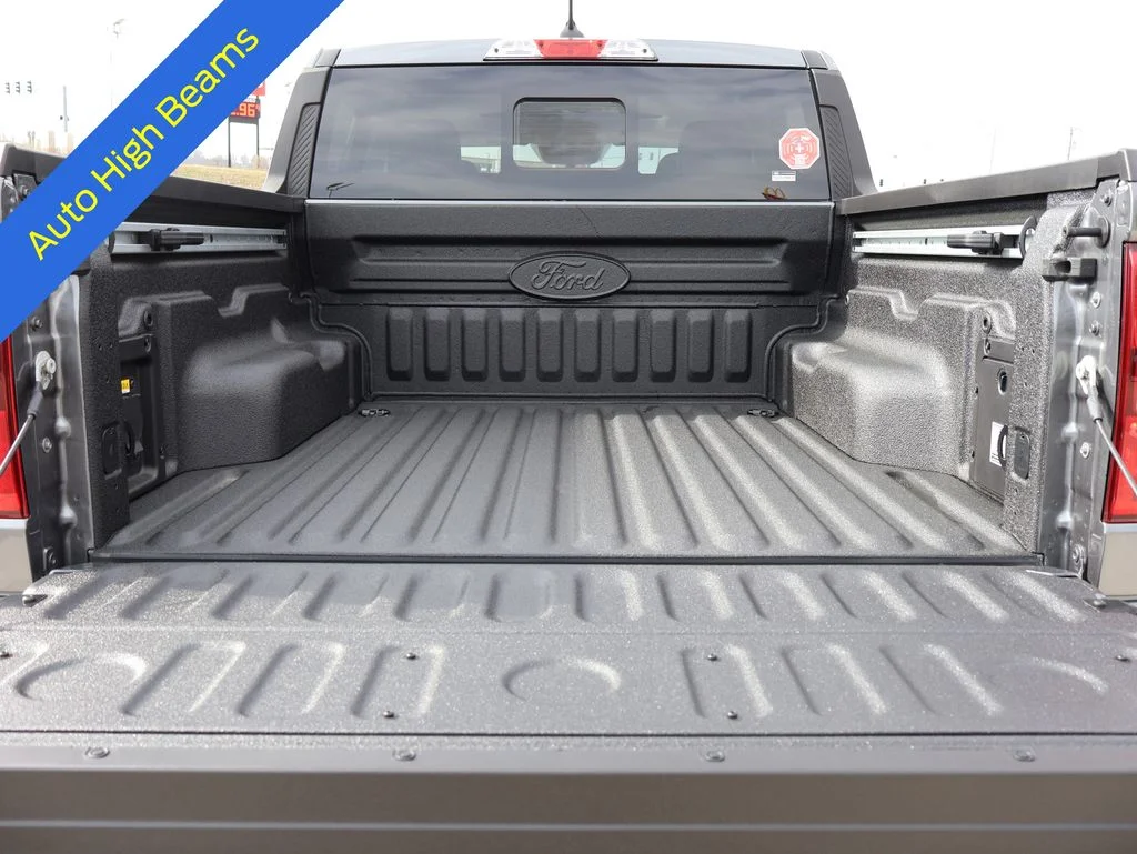 New 2026 Carbonized Gray Metallic Ford Lobo™ image 14