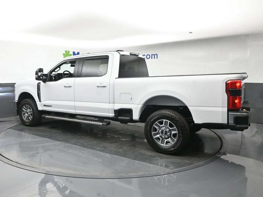 Used 2026 White Ford Lariat image 25