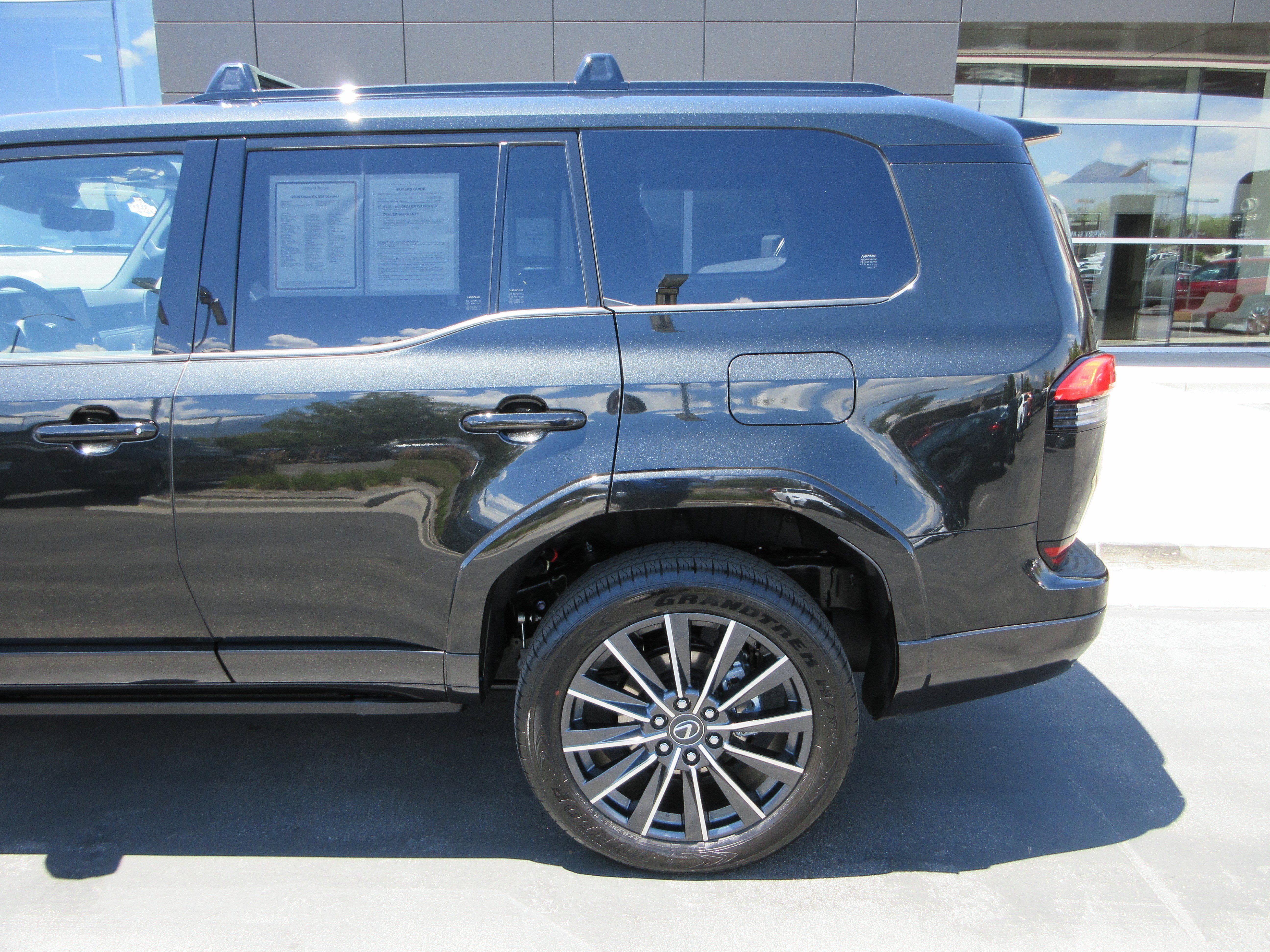 Used 2026 Caviar Lexus 550 Luxury+ image 4