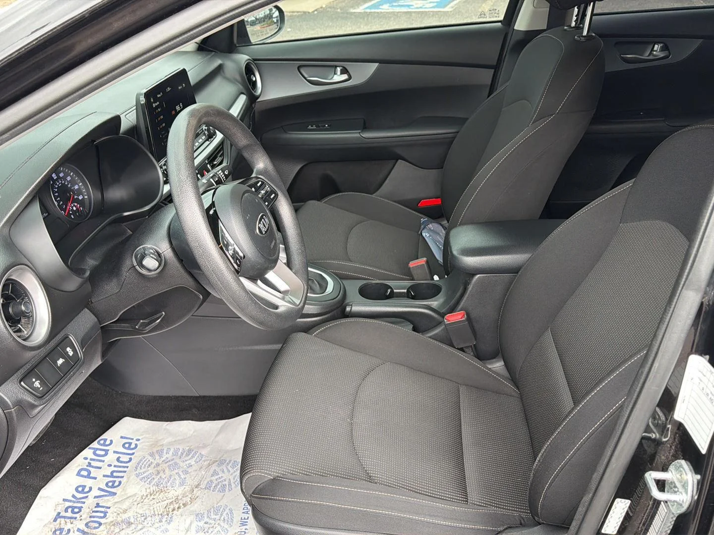 Used 2021 Aurora Black Kia LXS image 11