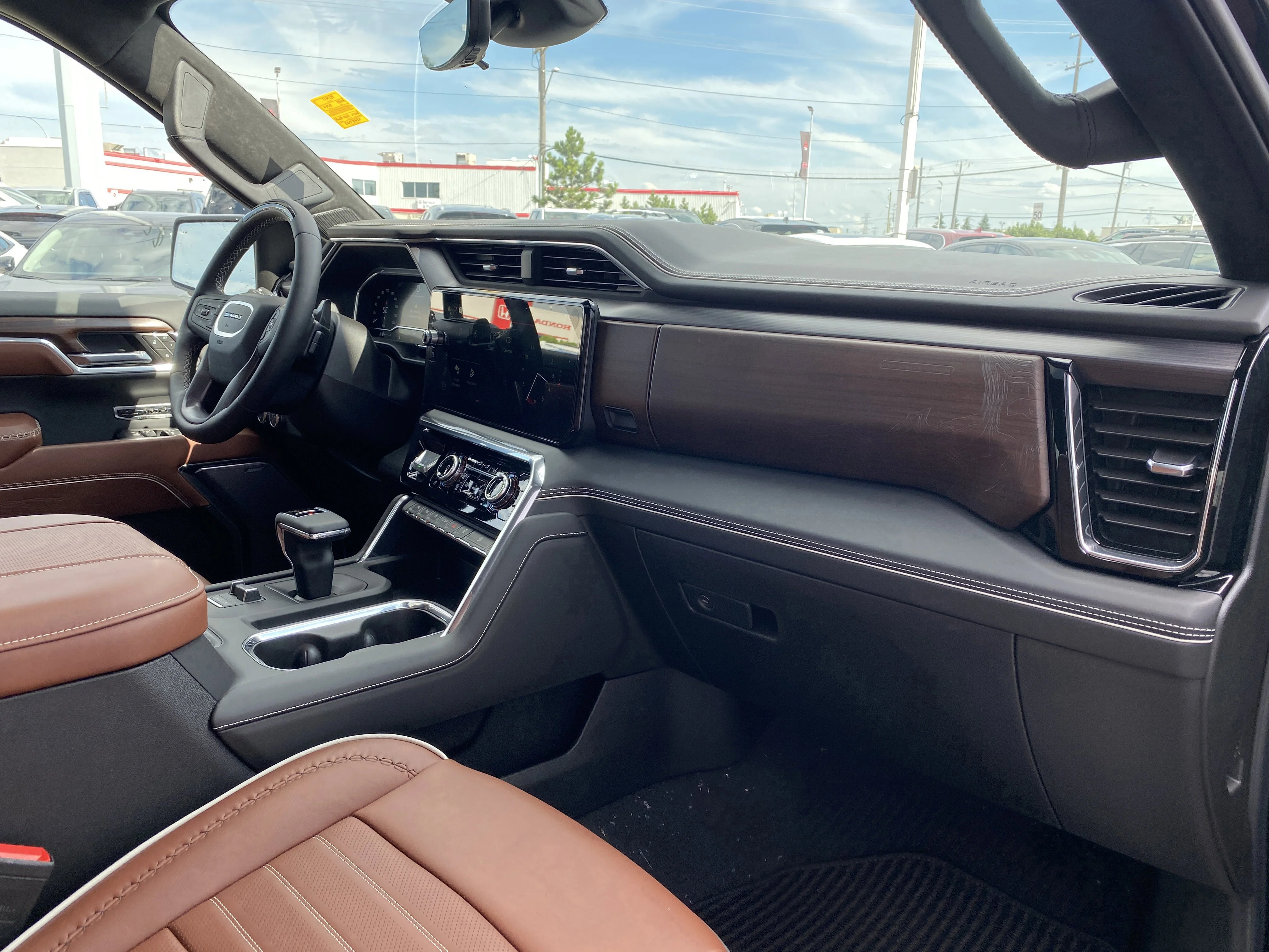 New 2026 ONYX BLACK GMC Denali Ultimate image 30