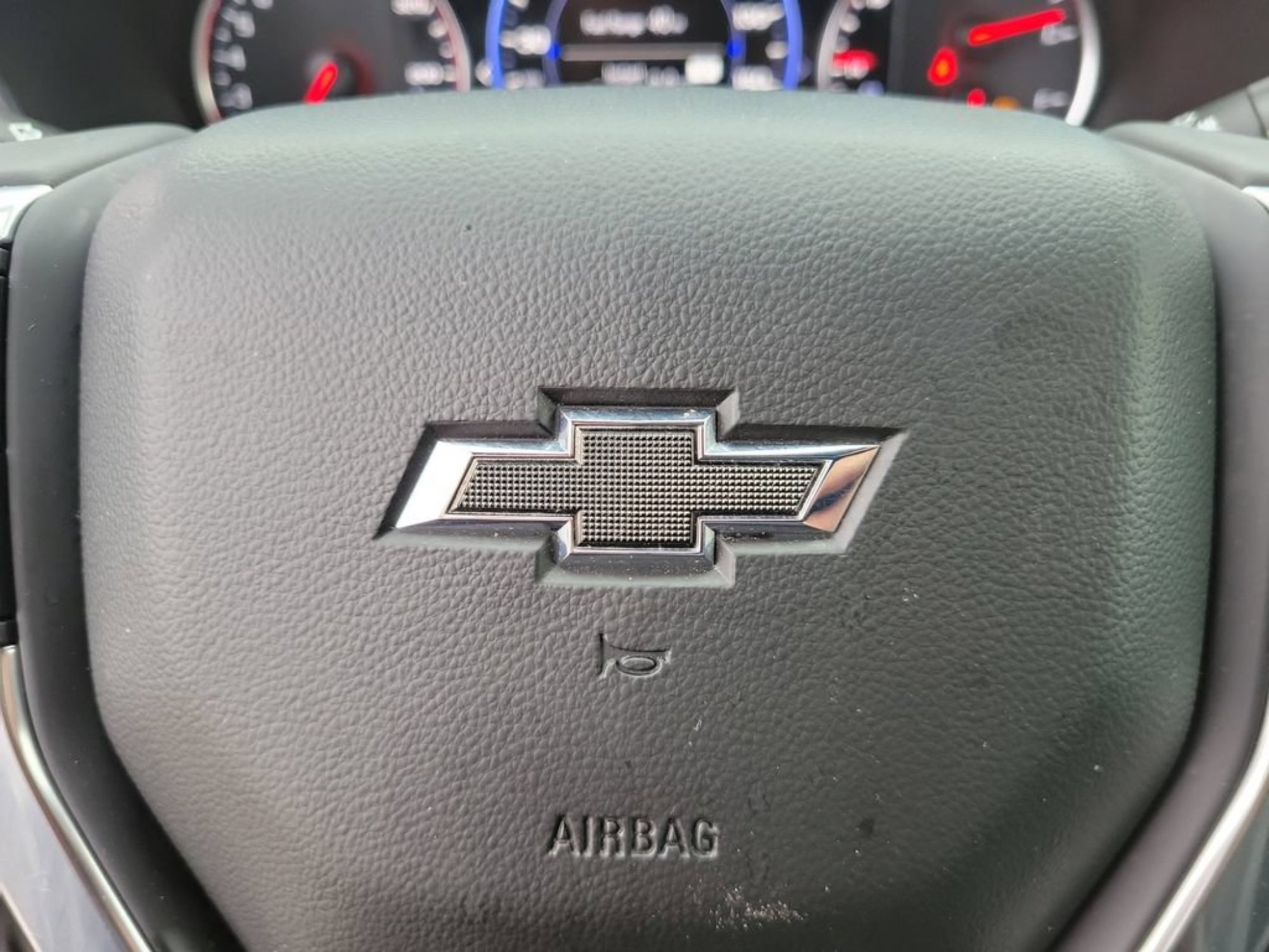 Used 2025 Black Chevrolet RS image 28