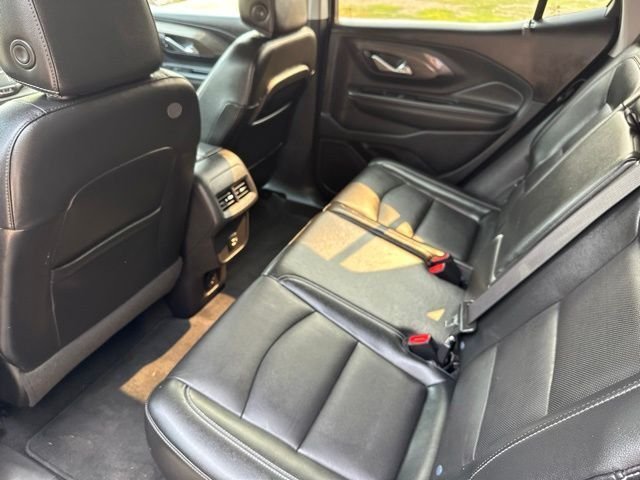 Used 2023 Sterling Metallic GMC SLT image 17