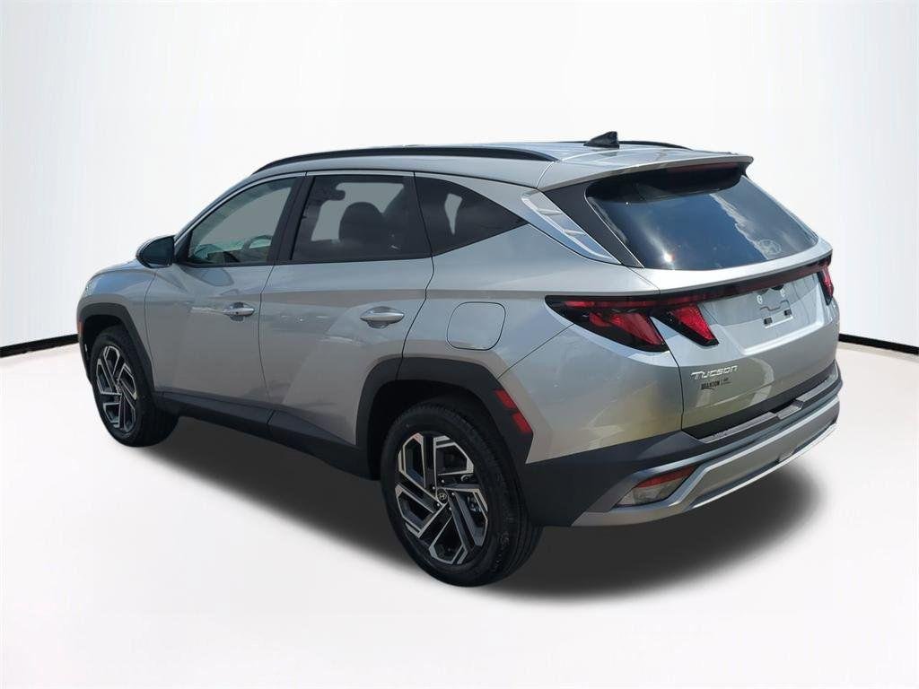 New 2026 Silver Hyundai SEL AWD image 7