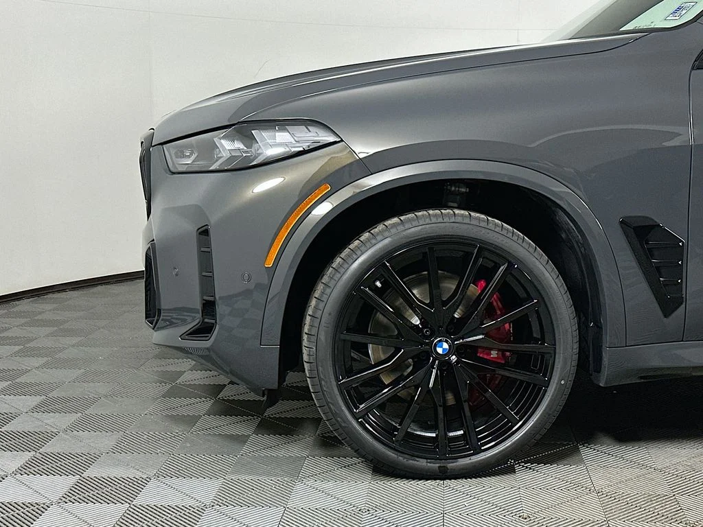 New 2026 Gray Metallic BMW xDrive40i image 9