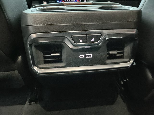 2026 Chevrolet Silverado 1500 photo 31 of 42