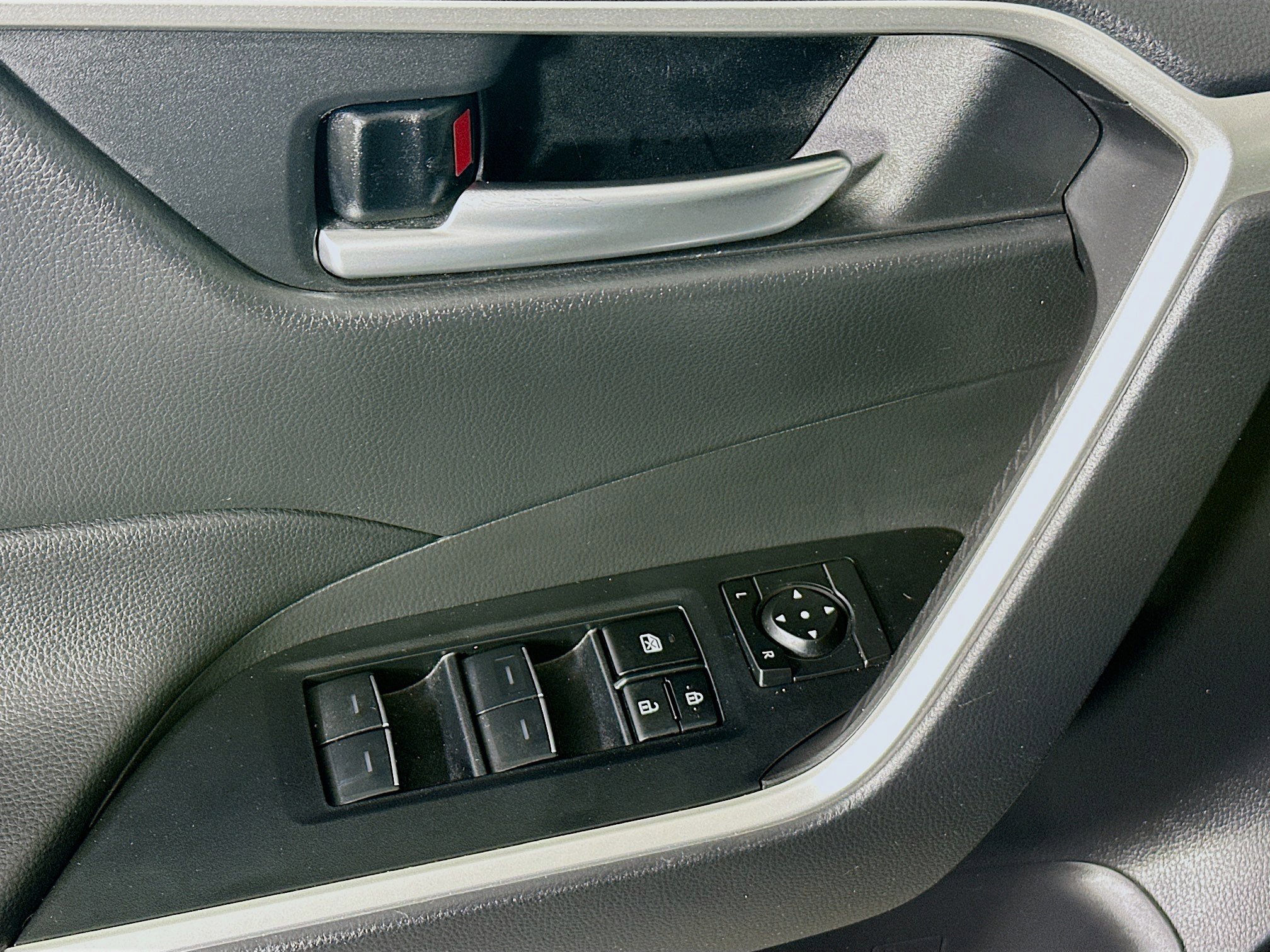 Used 2024 Magnetic Gray Metallic Toyota XLE image 14