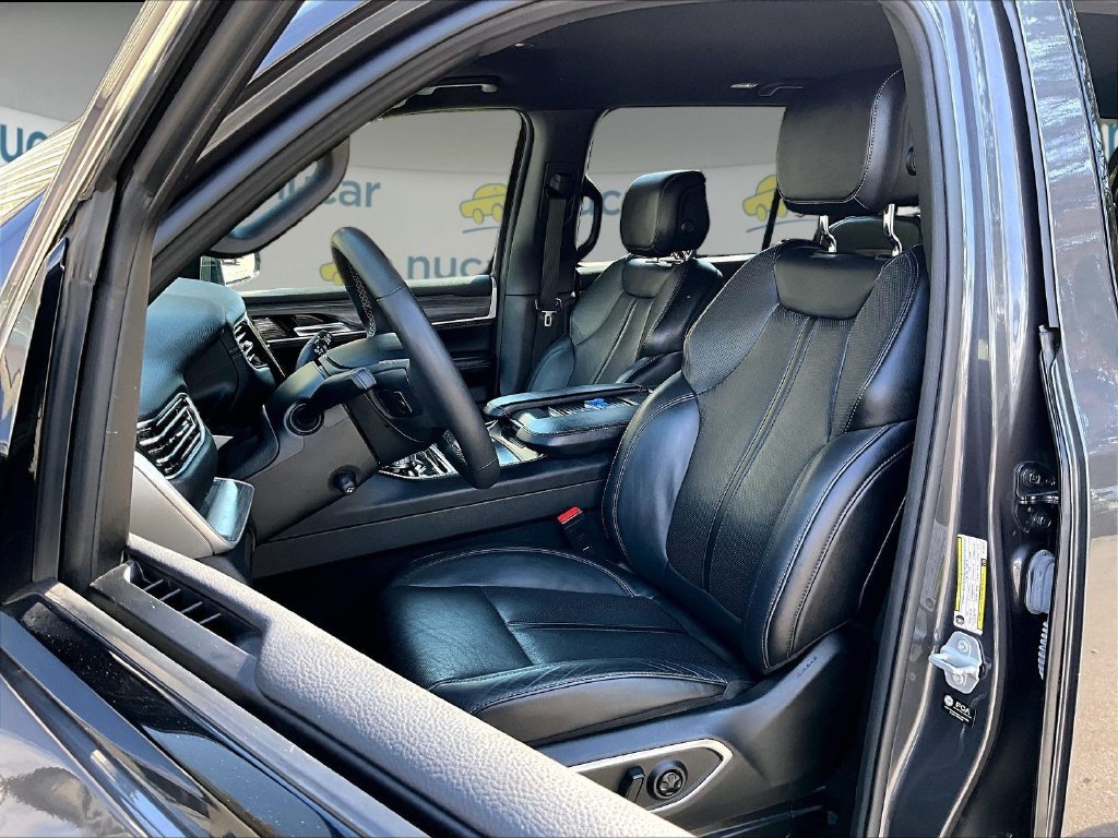 Used 2024 Metallic Jeep Series II image 10