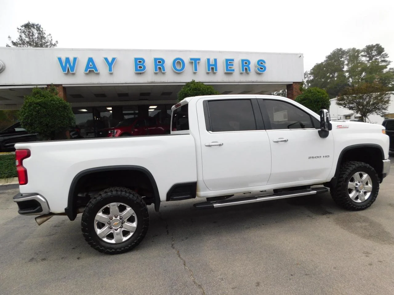 Used 2021 White Chevrolet 4WD CREW CAB 159 in LTZ image 1