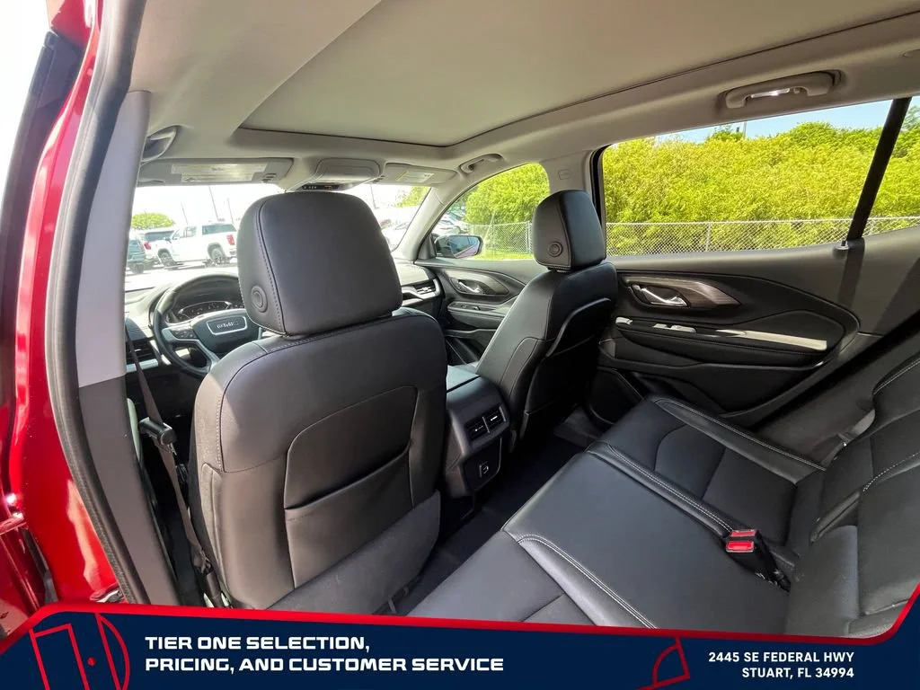Used 2024 Volcanic Red Tintcoat GMC SLT image 15