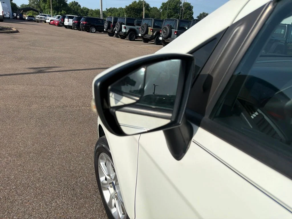 Used 2020 White Ford SE image 14
