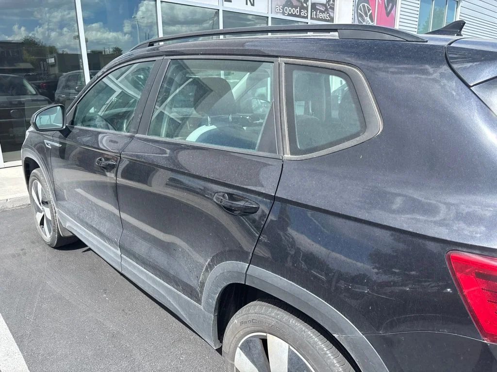 Used 2024 Black Volkswagen 1.5T S image 4