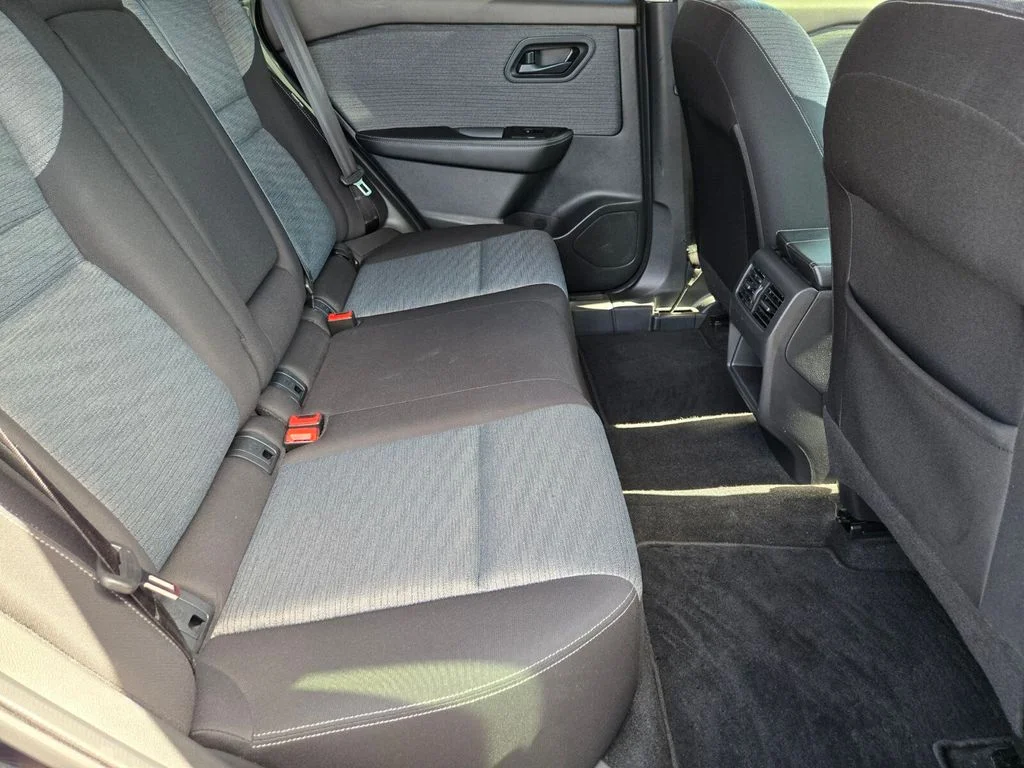 2022 Nissan Rogue S - Photo 18